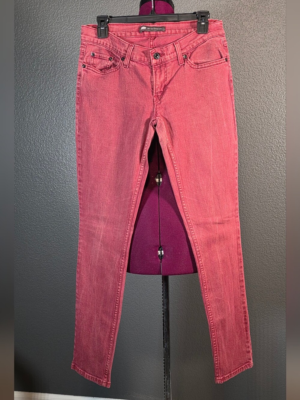 Levi’s 721 High Rise Skinny Jeans Burgundy Wine Red Size 9 - Picture 2 of 6